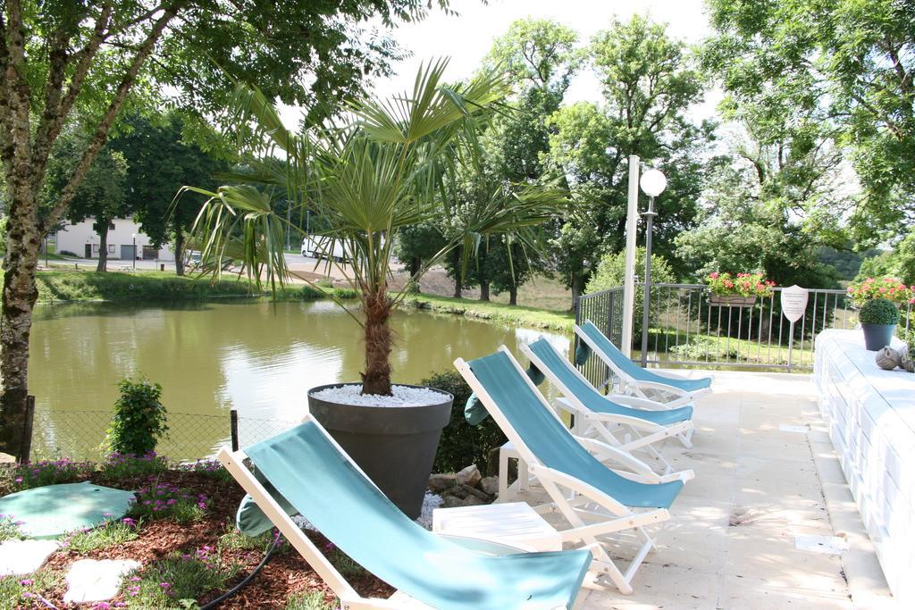 Magnac-Bourg Logis Hotel Auberge De L'Etang מראה חיצוני תמונה